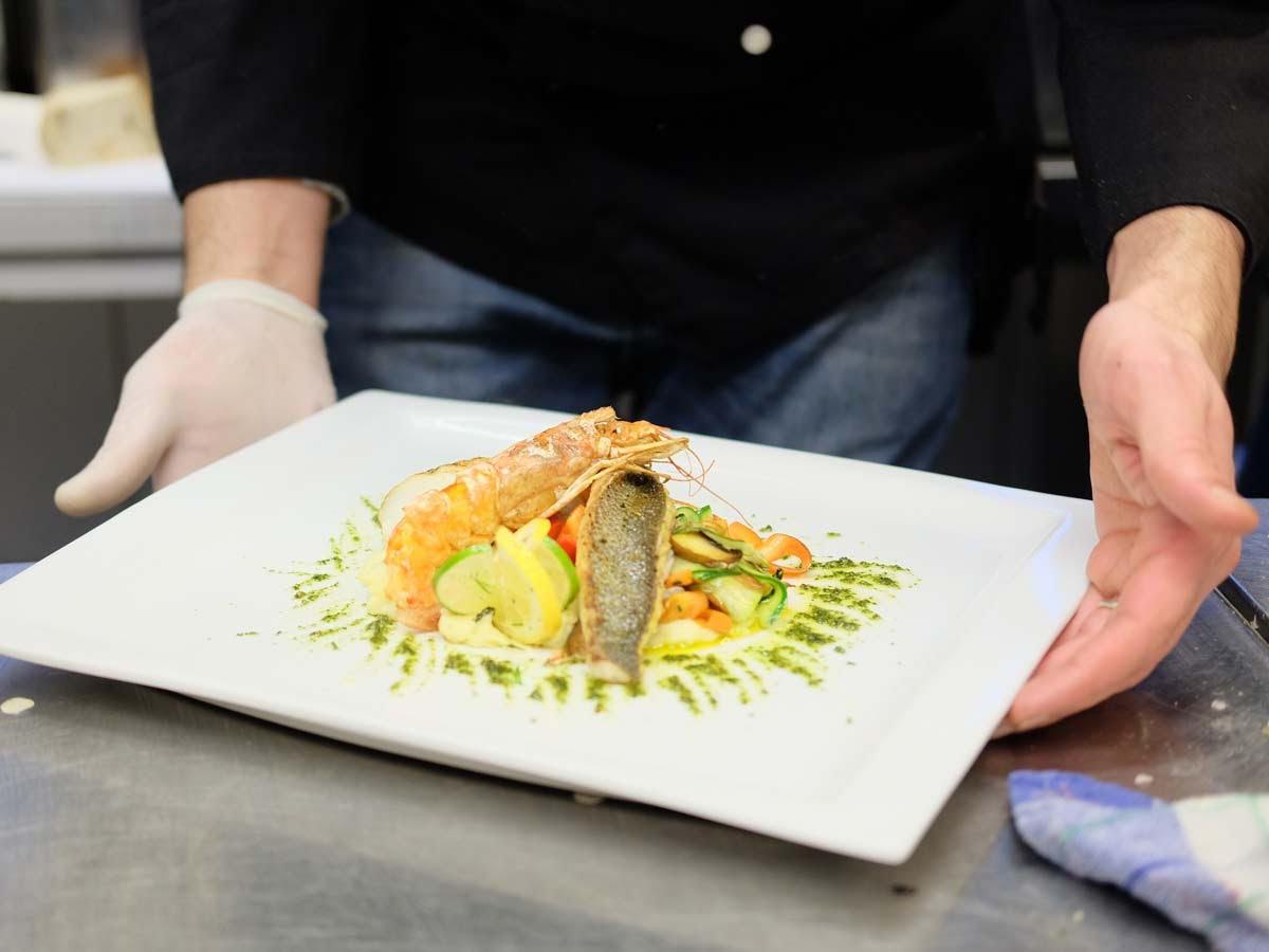 Seafood serving